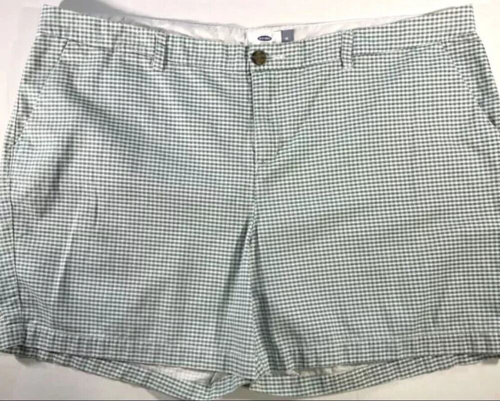 SKU2631 Old Navy Women's Size 2 Green & White Gingham Checked Shorts